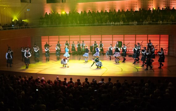 ObrassoConcerts | Die Pipes And Drums Of Basel wurden am 5. April 1978 gegründet. Einige Gründungsmitglieder entstammten der "Schotteclique", einer Basler Guggemuusig.